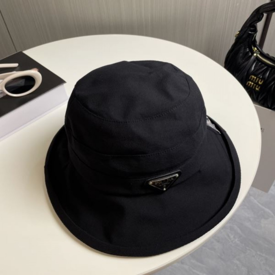 PRADA プラダ 存在感ばっちりなアイテム 2024SS 帽子 - 画像 (8)