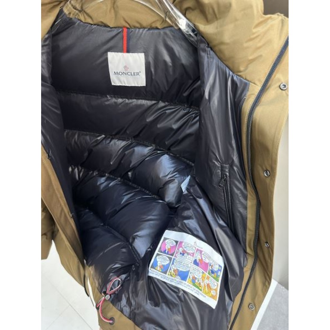 2024FW MONCLER モンクレール ロゴが美しい メンズ用 ダウンジャケット - 画像 (9)