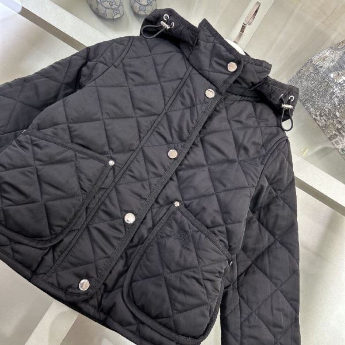 2024FW 綿入れ BURBERRY バーバリー トレンドの最先端に - 画像 (7)