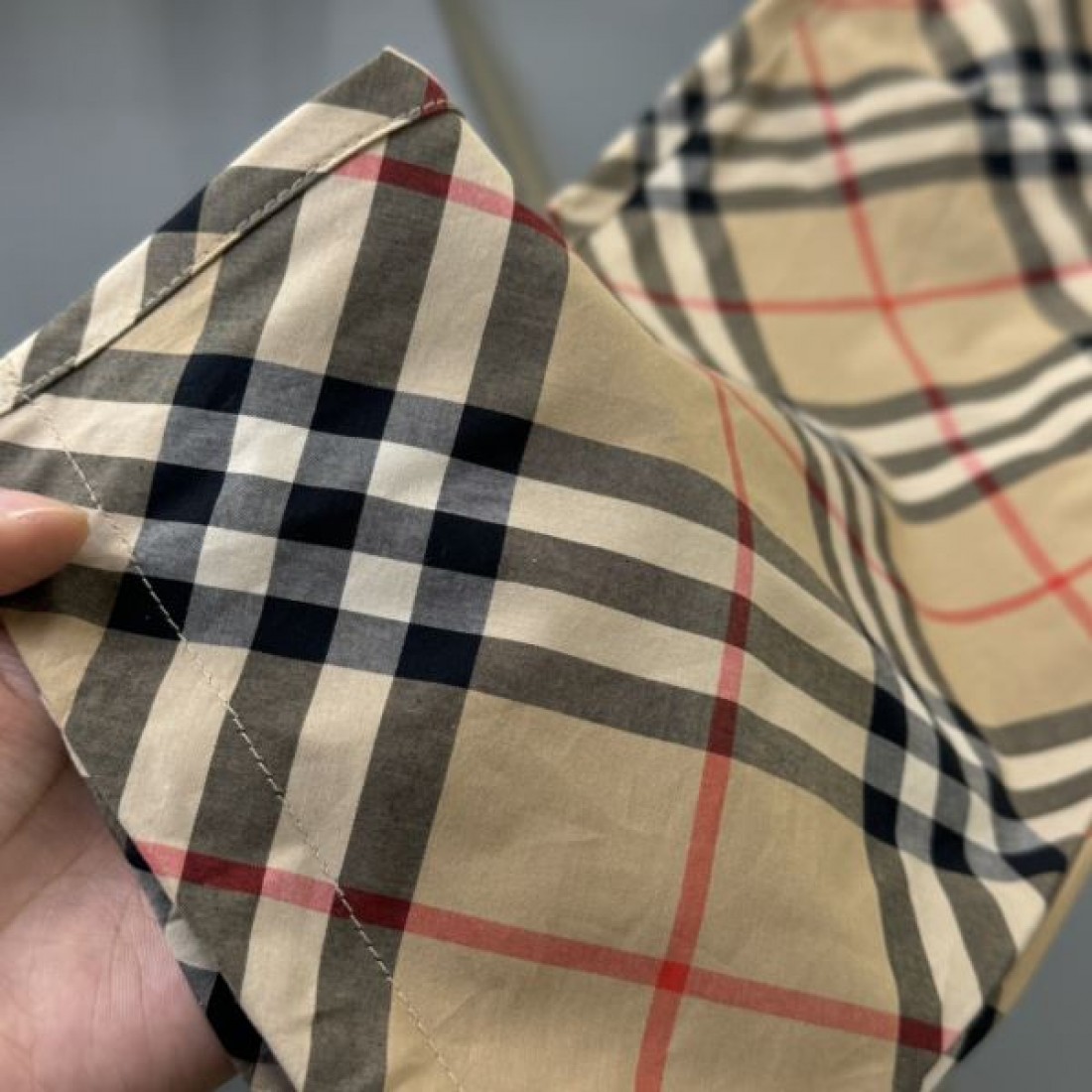 2024FW カジュアルパンツ BURBERRY バーバリー 希少！取り扱い店舗限定 - 画像 (8)