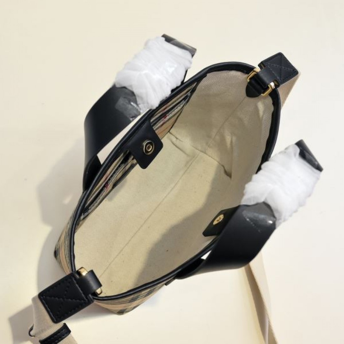 2024SS トレンド感たっぷり BURBERRY バーバリー トートバッグ - 画像 (7)