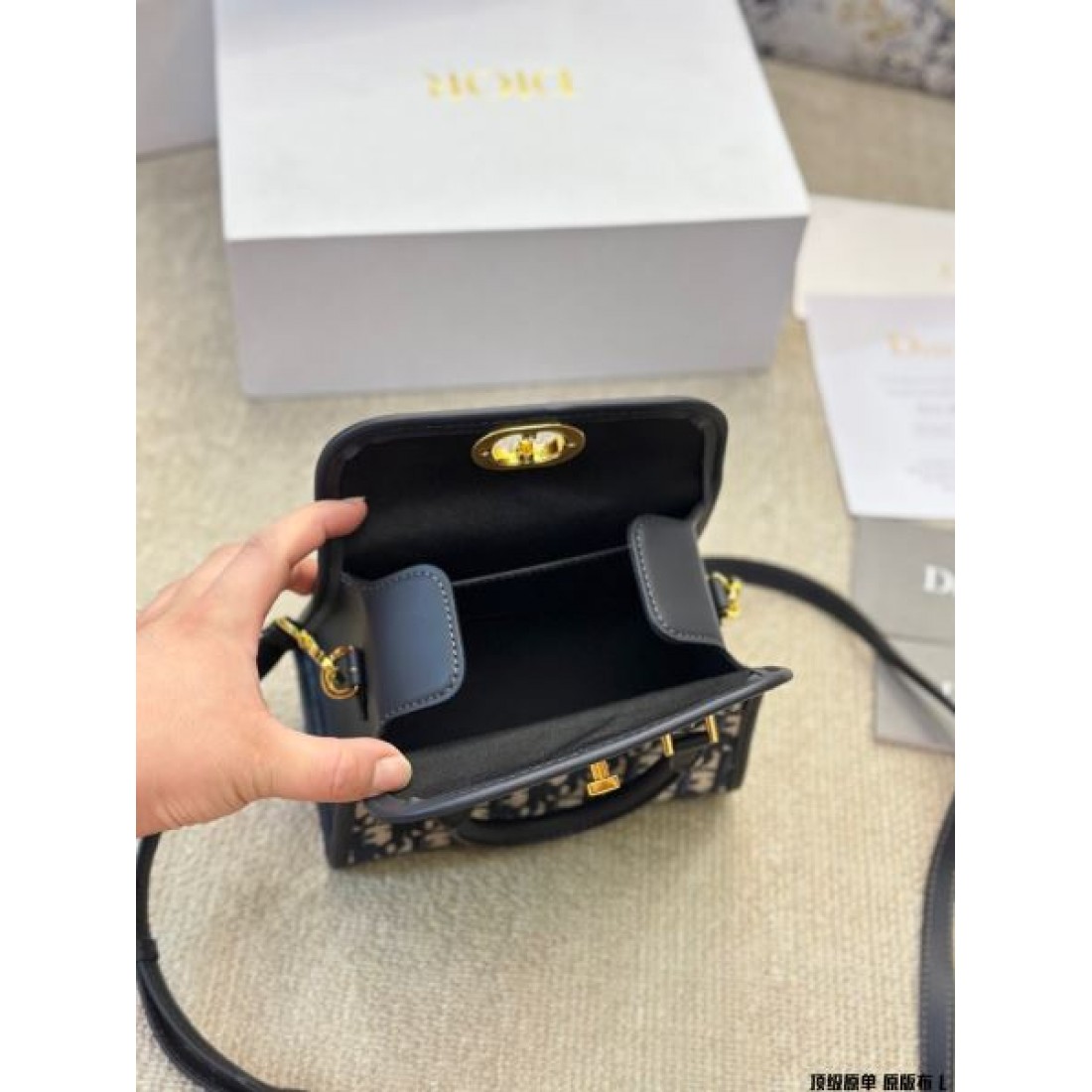 国内完売の入手困難アイテム 2024SS トートバッグ DIOR ディオール - 画像 (8)