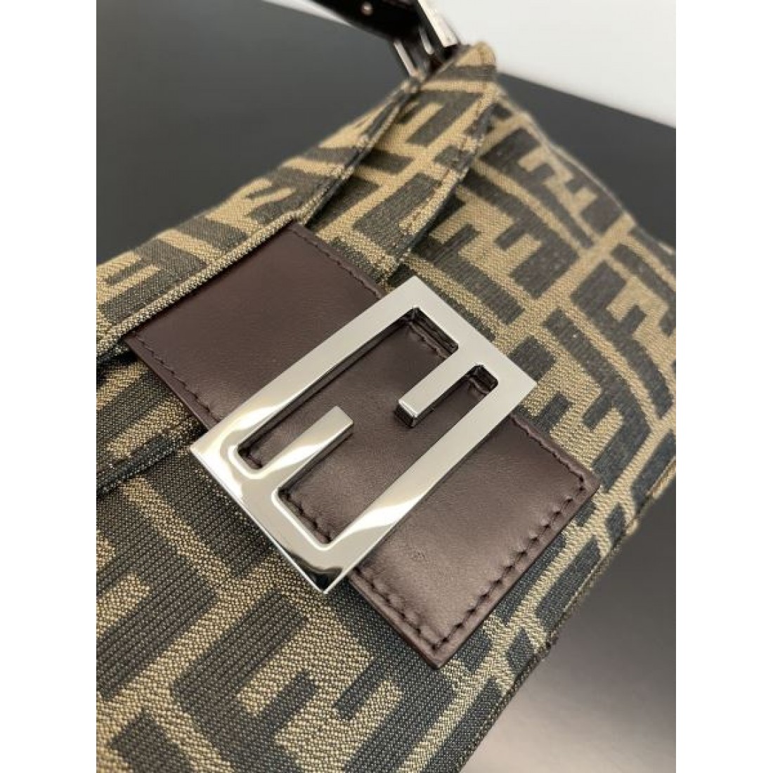 印象に残るデザイン 2024SS トートバッグ FENDI フェンデイ - 画像 (7)