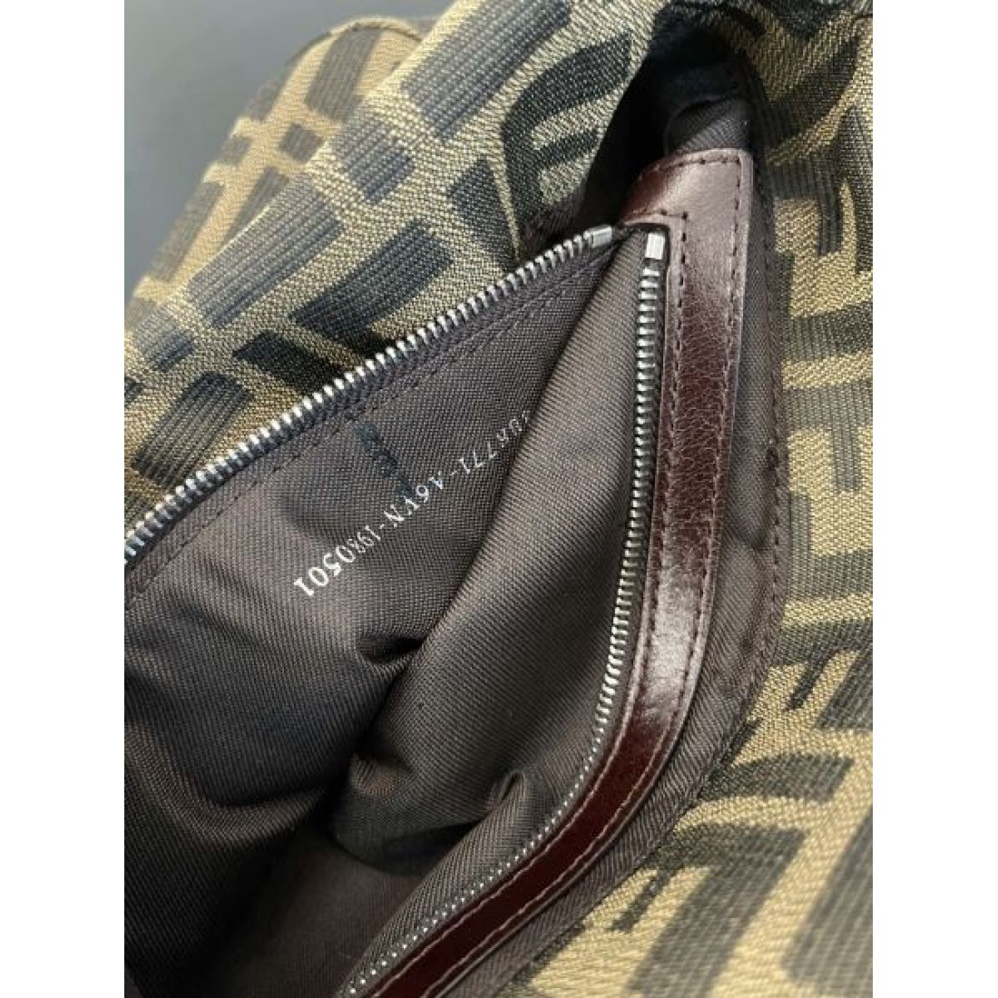 印象に残るデザイン 2024SS トートバッグ FENDI フェンデイ - 画像 (9)