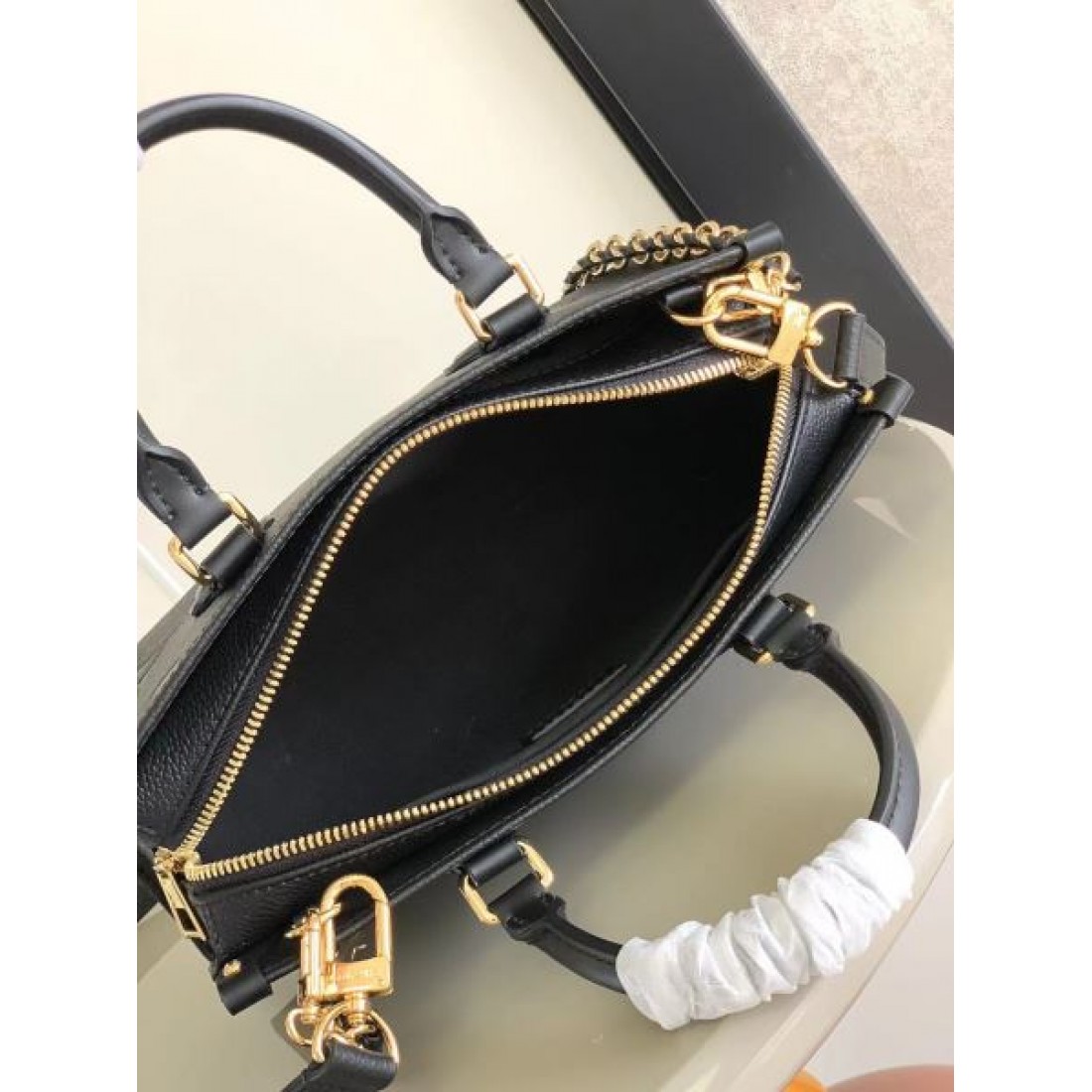 新作に一目惚れ 2024SS トートバッグ LOUIS VUITTON ルイヴィトン - 画像 (7)