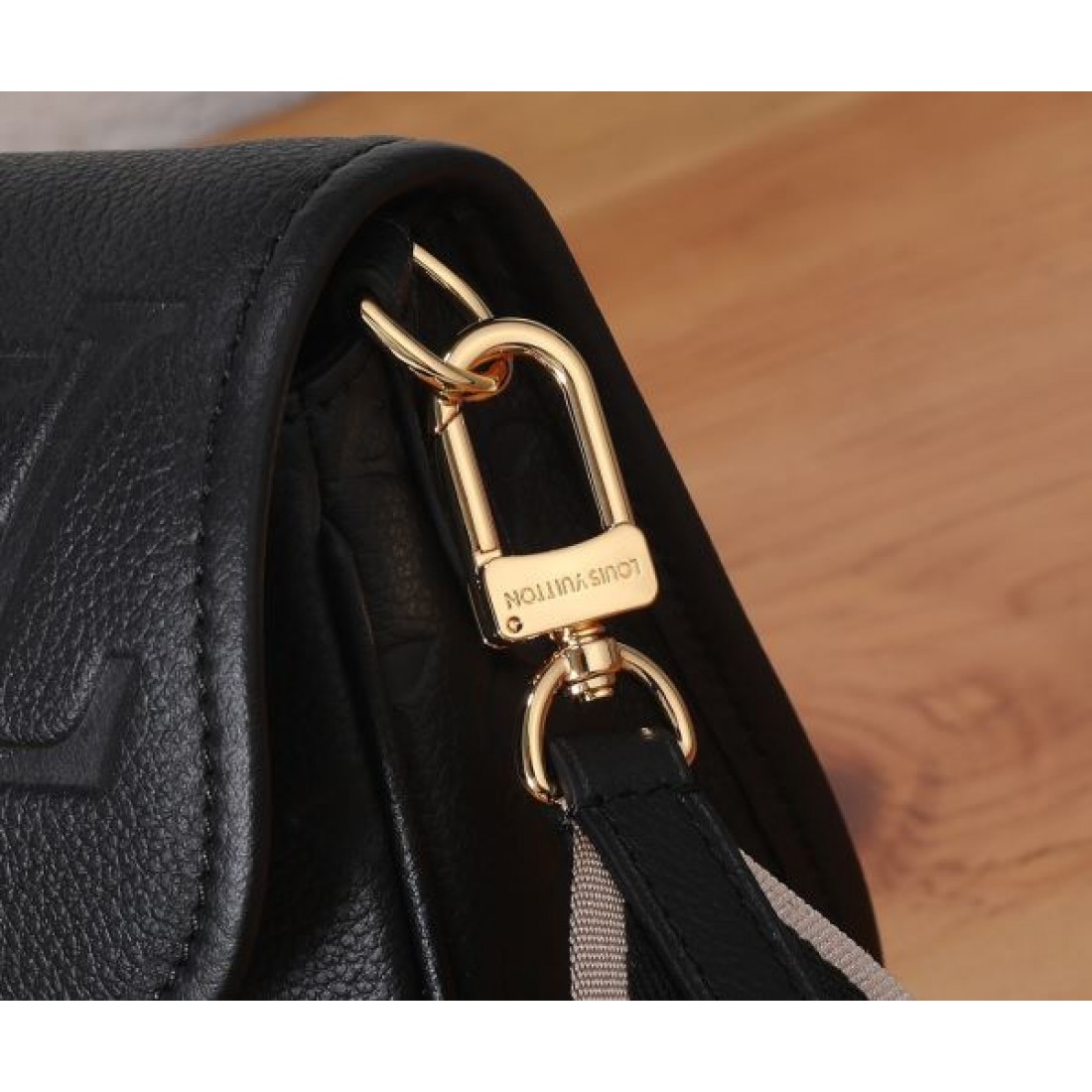 きちんと感がある 2024SS トートバッグ LOUIS VUITTON ルイヴィトン - 画像 (7)