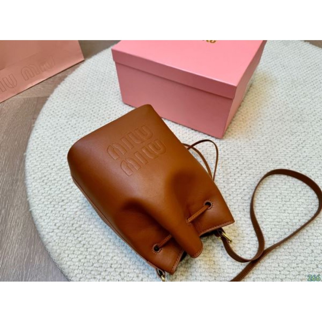 春夏の定番新品 2024SS トートバッグ MIU MIU ミュウミュウ - 画像 (7)