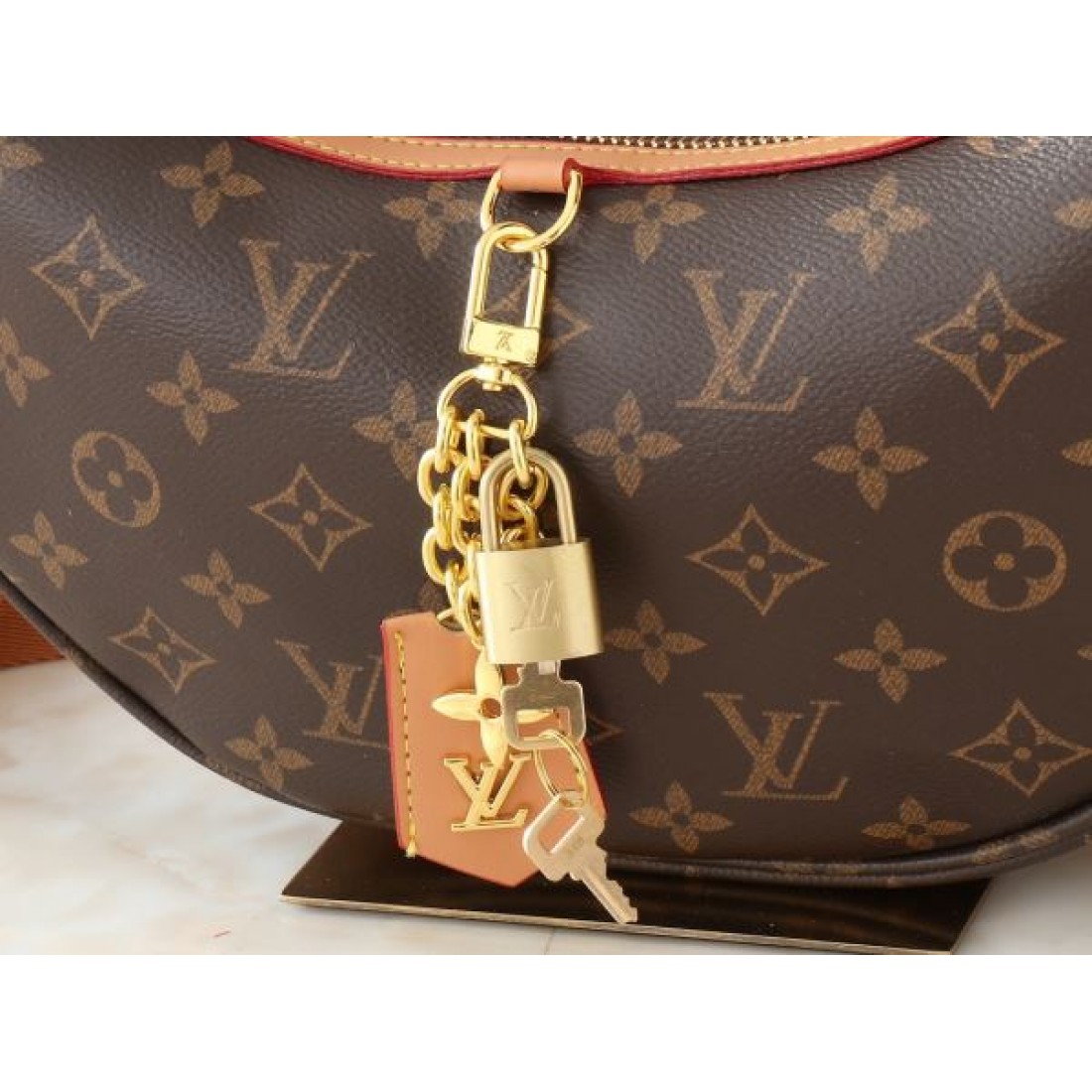 2025SS トートバッグ LOUIS VUITTON ルイヴィトン 話題が沸騰中 - 画像 (9)