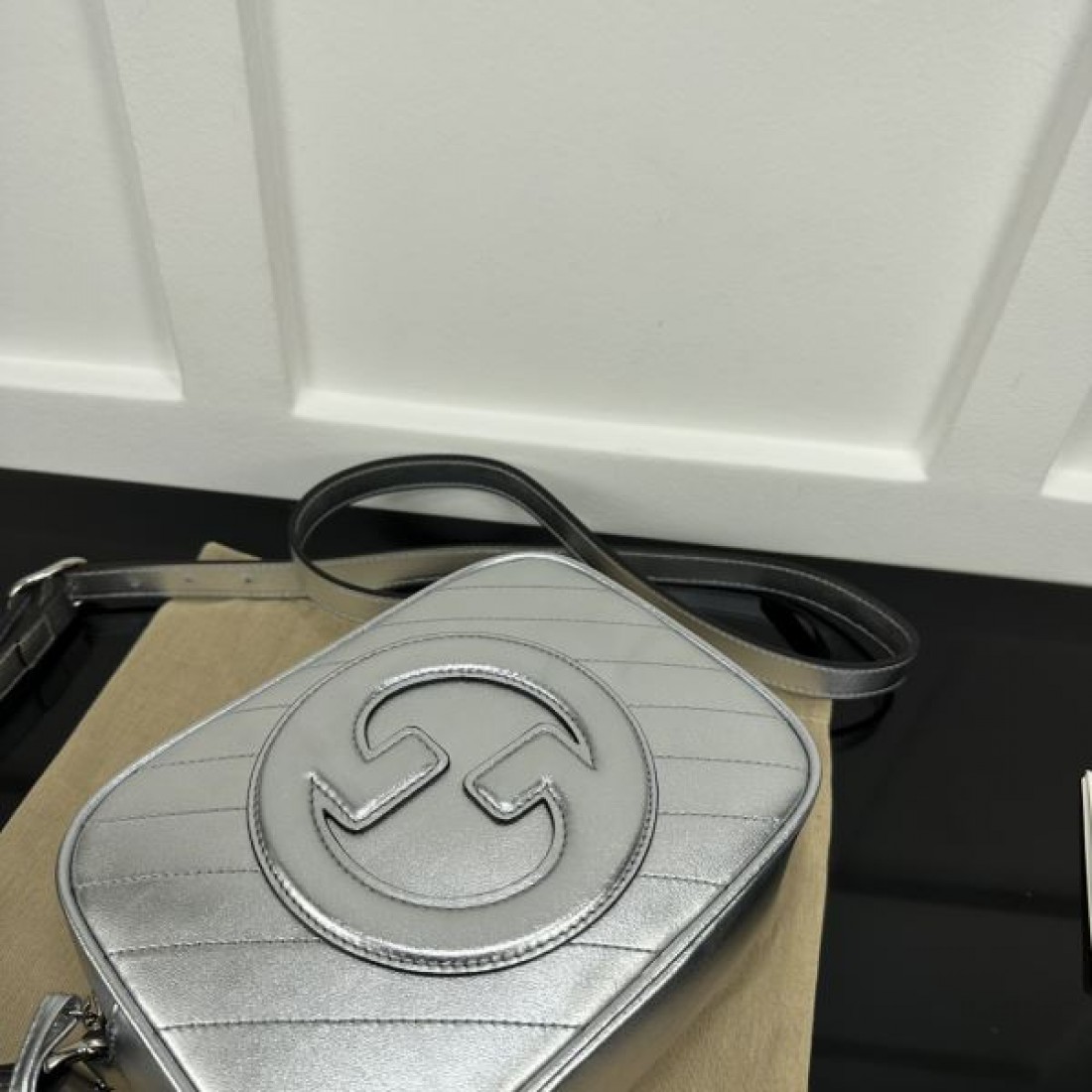 毎年大人気のアイテム 2024SS ショルダーバッグ GUCCI グッチ - 画像 (7)