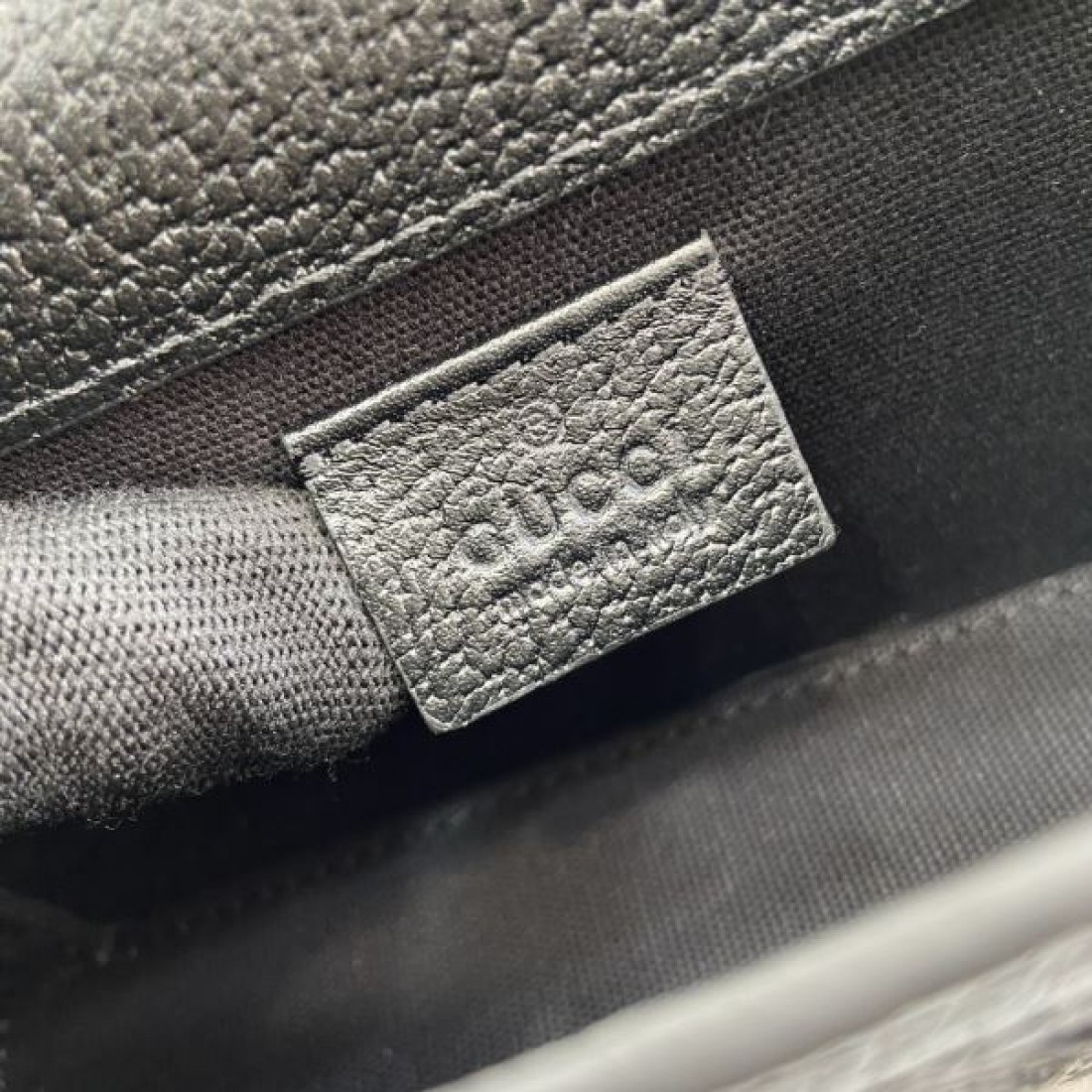 この春夏最強のアイテム 2024SS ショルダーバッグ GUCCI グッチ - 画像 (10)