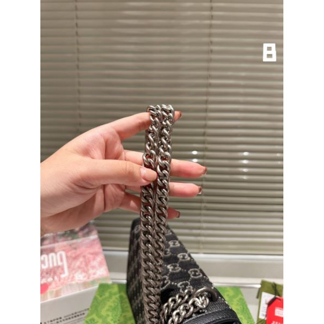 今すぐオシャレになれる！ 2024SS ショルダーバッグ GUCCI グッチ - 画像 (9)