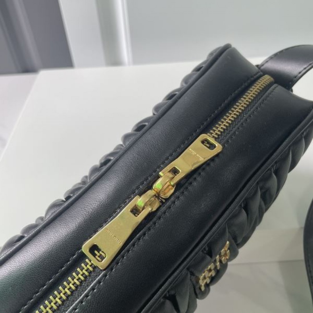 2024SS 限定ギフトにも MIU MIU ミュウミュウ ショルダーバッグ - 画像 (7)