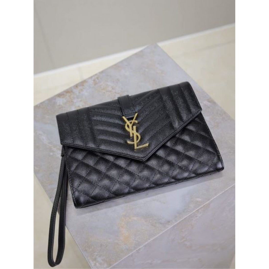 2025SS クラッチバッグ LOUIS VUITTON ルイヴィトン SALEお得にGET - 画像 (8)