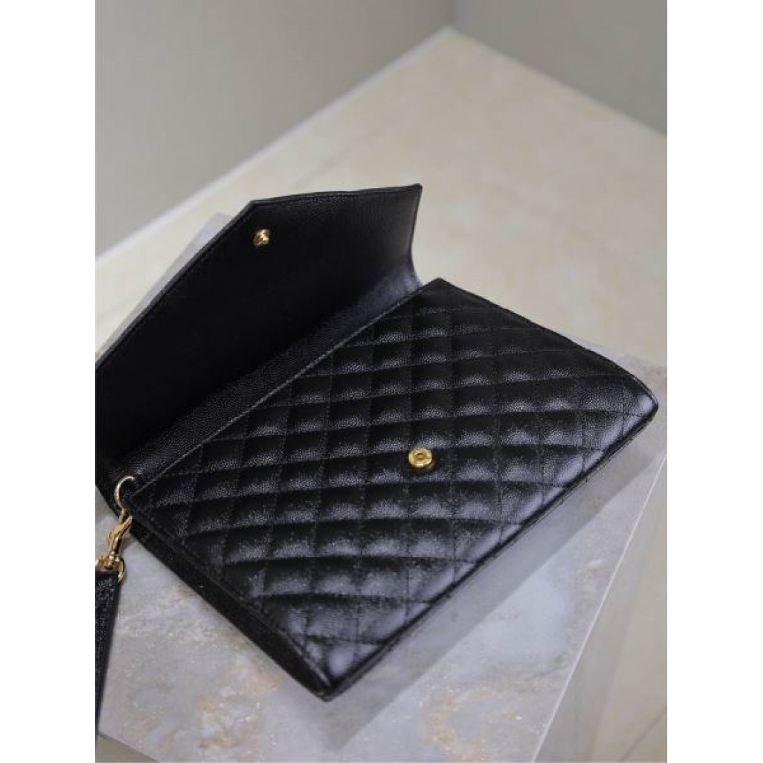 2025SS クラッチバッグ LOUIS VUITTON ルイヴィトン SALEお得にGET - 画像 (9)