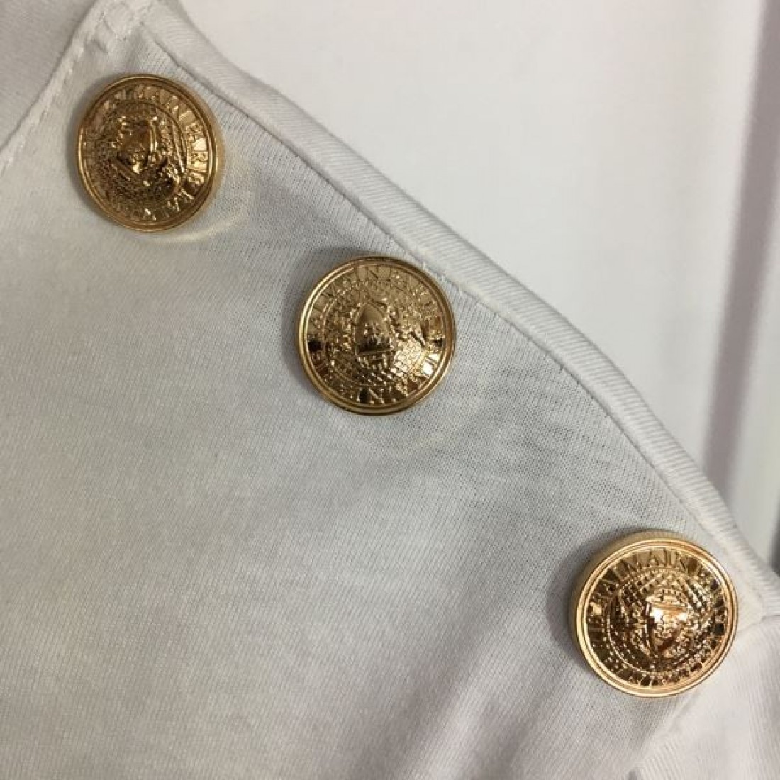 2024SS 半袖Tシャツ BALMAIN バルマン 今年売れた人気のスタイル - 画像 (9)