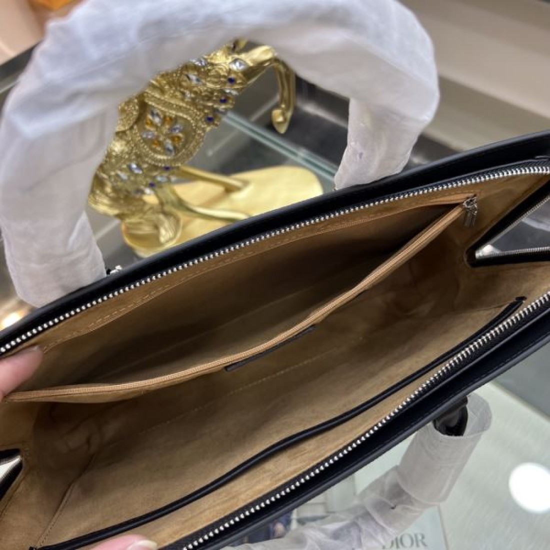 2024FW ブリーフケース LOUIS VUITTON ルイヴィトン 最新で完売確実 - 画像 (10)