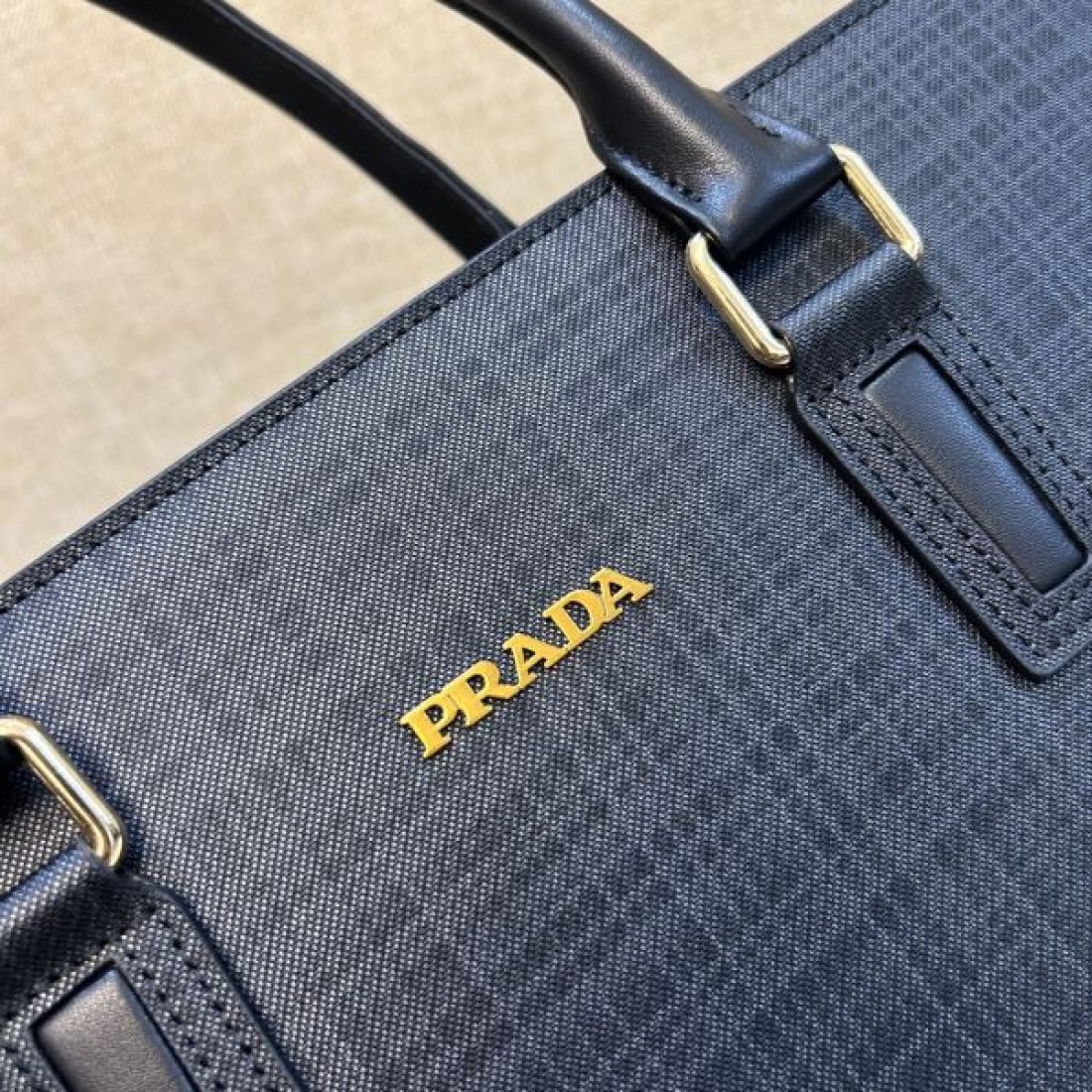 2024SS 最新で男性にもお勧め PRADA プラダ ブリーフケース - 画像 (8)