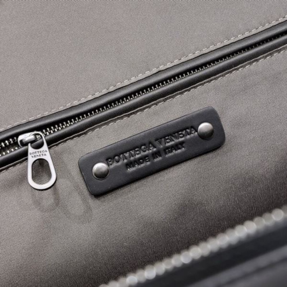 2024FW バックパック BOTTEGA VENETA ボッテガヴェネタ これで完璧 - 画像 (10)