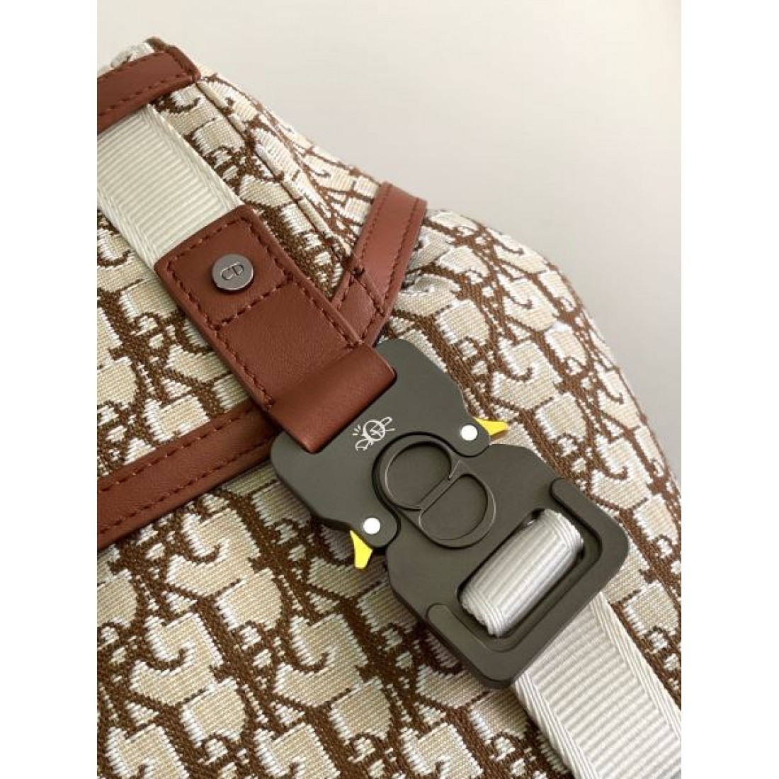2024SS レトロな雰囲気が漂う DIOR ディオール バックパック - 画像 (7)