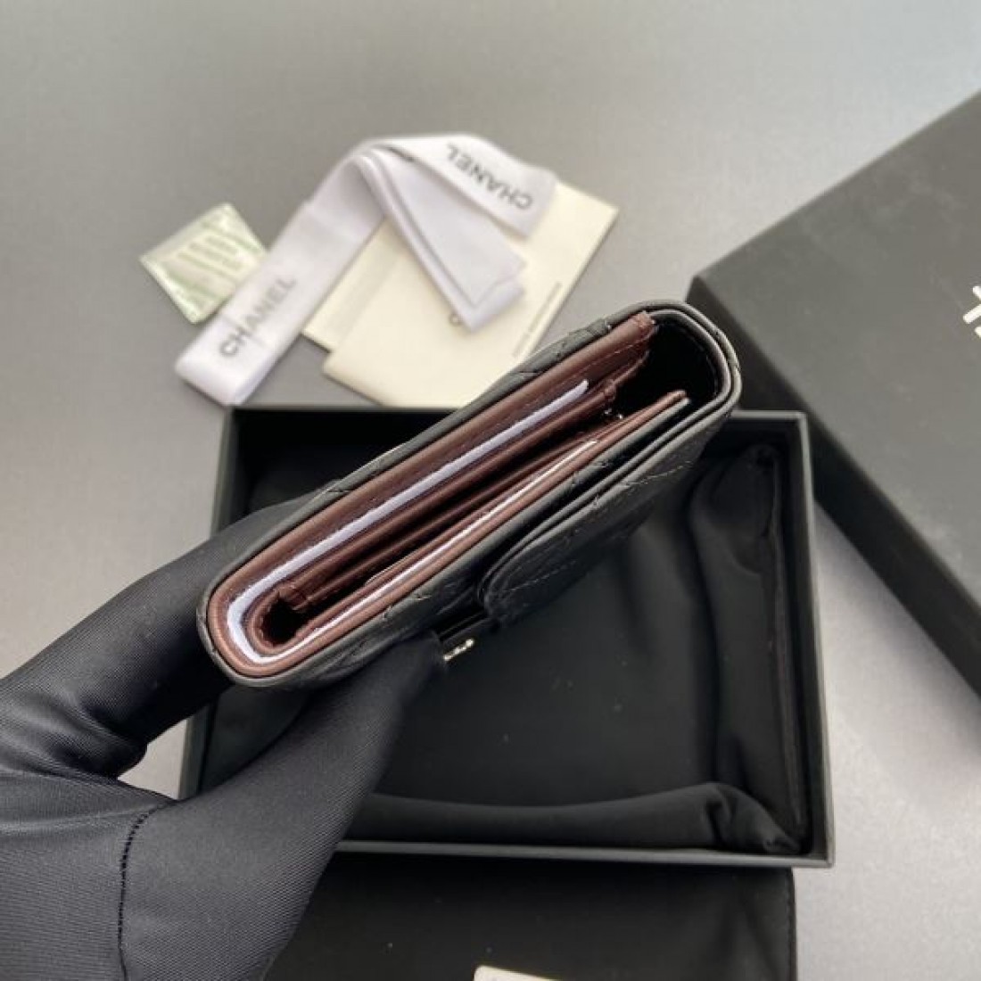 CHANEL シャネル 2024FW お勧め使える未入荷ブランド 三つ折り財布 - 画像 (7)