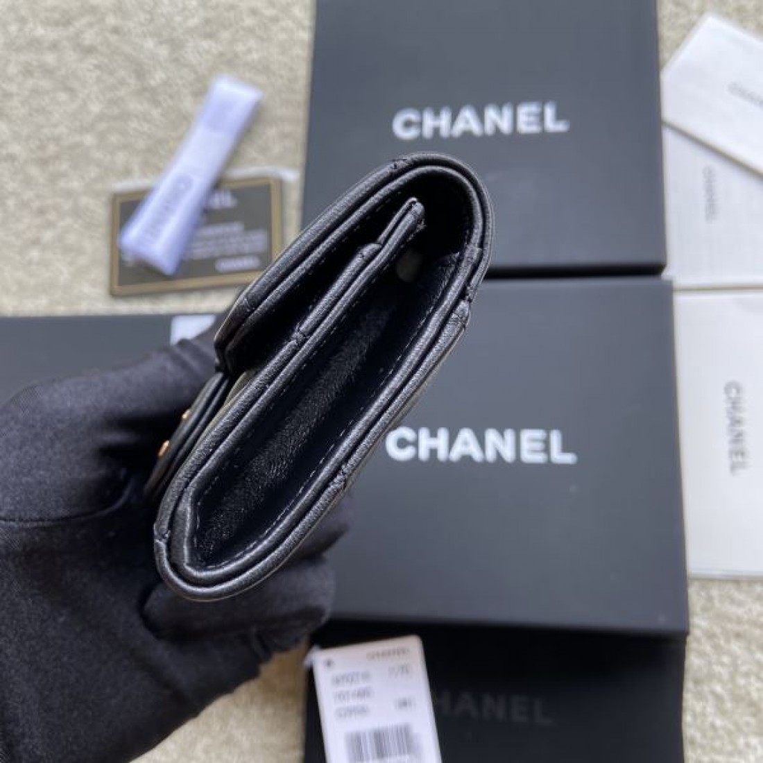 CHANEL シャネル 2024FW 季節の変わり目に活躍する コインバッグ - 画像 (8)