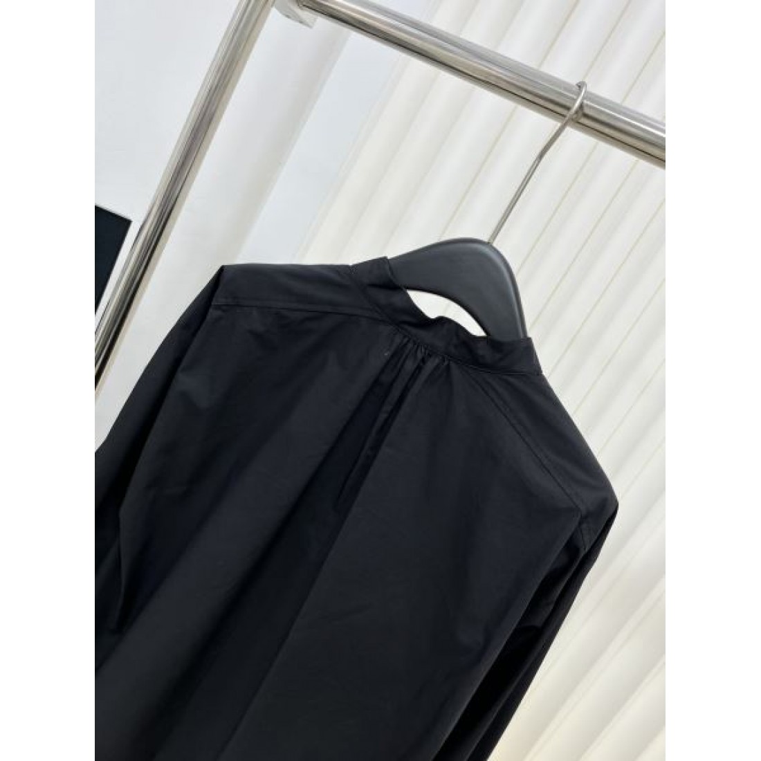 2024SS 長袖シャツ DIOR ディオール ゆったり感のあるアイテム - 画像 (7)