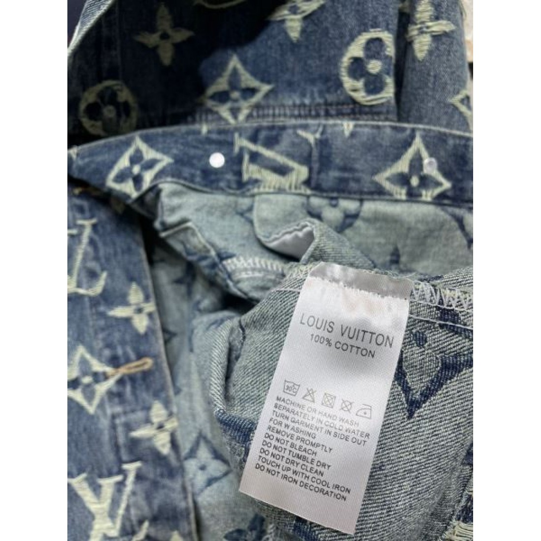 LOUIS VUITTON ルイヴィトン デニムコート 2024FW おしゃれを楽しむ！ - 画像 (9)