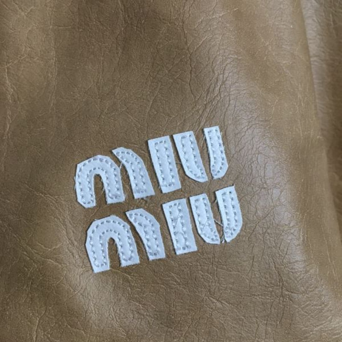 MIU MIU ミュウミュウ ブルゾンコート 2024FW もうすぐ日本上陸 - 画像 (9)