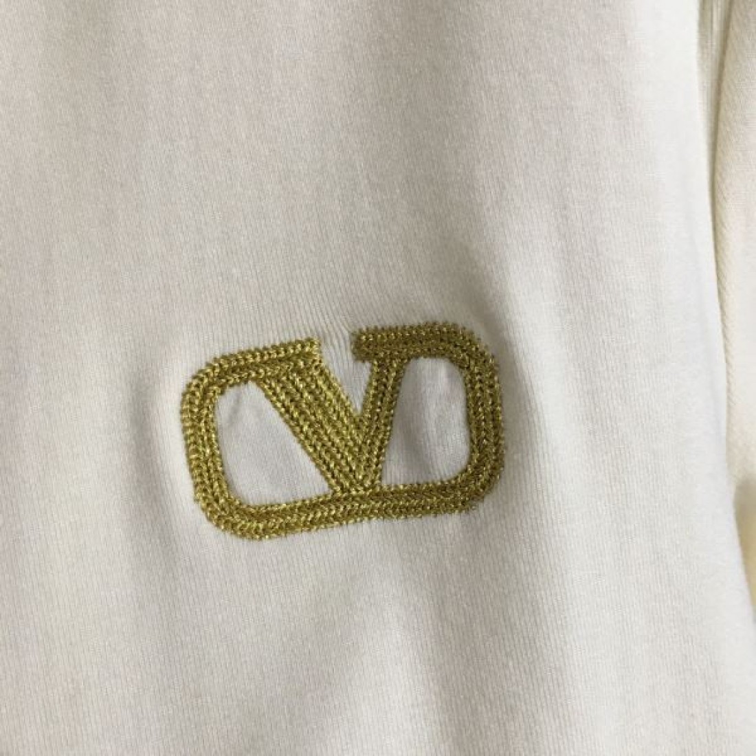 VALENTINO ヴァレンティノ 長袖Tシャツ 2024FW 新作セール大人OK - 画像 (10)