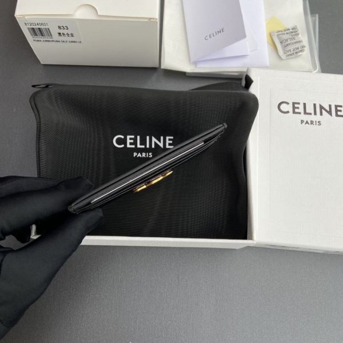 CELINE セリーヌ 2024SS 断然オススメな人気新作 カードケース - 画像 (7)