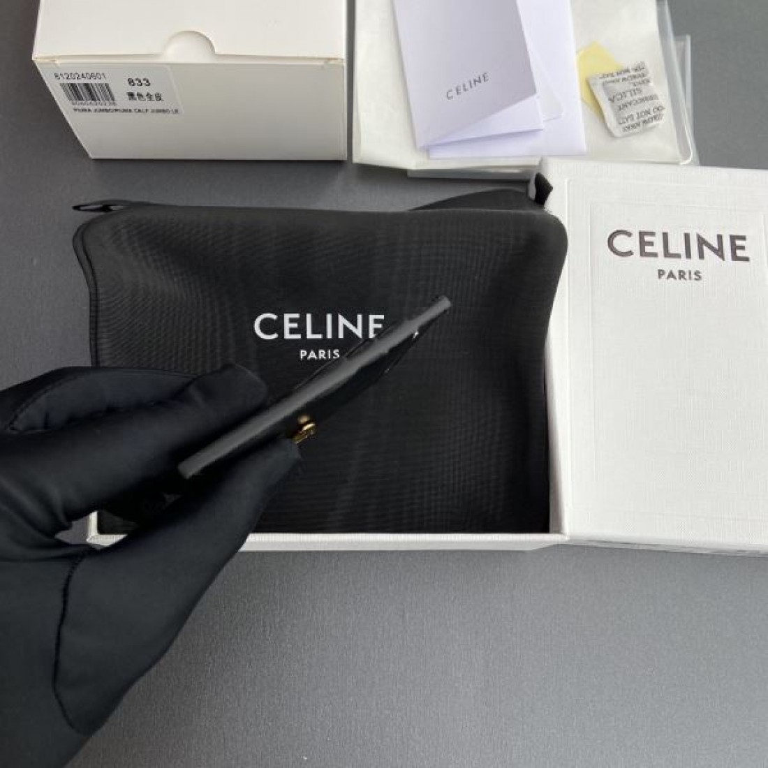 CELINE セリーヌ 2024SS 断然オススメな人気新作 カードケース - 画像 (8)