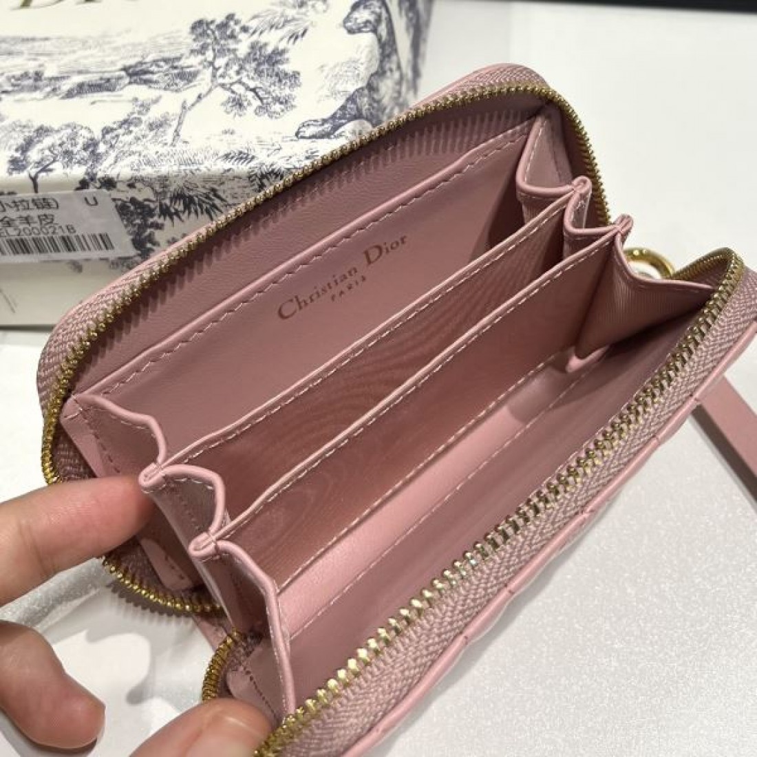 DIOR ディオール 2024SS 新作セール価格でゲット カードケース - 画像 (7)