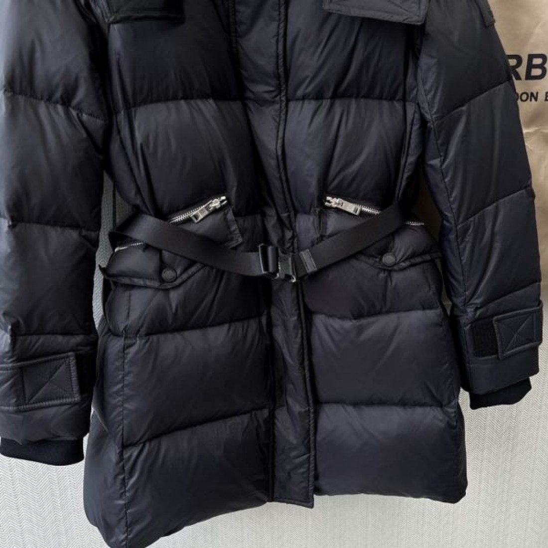 BURBERRY バーバリー レディース 用ダウンジャケット 2024FW 夏季先取り欲しい - 画像 (9)