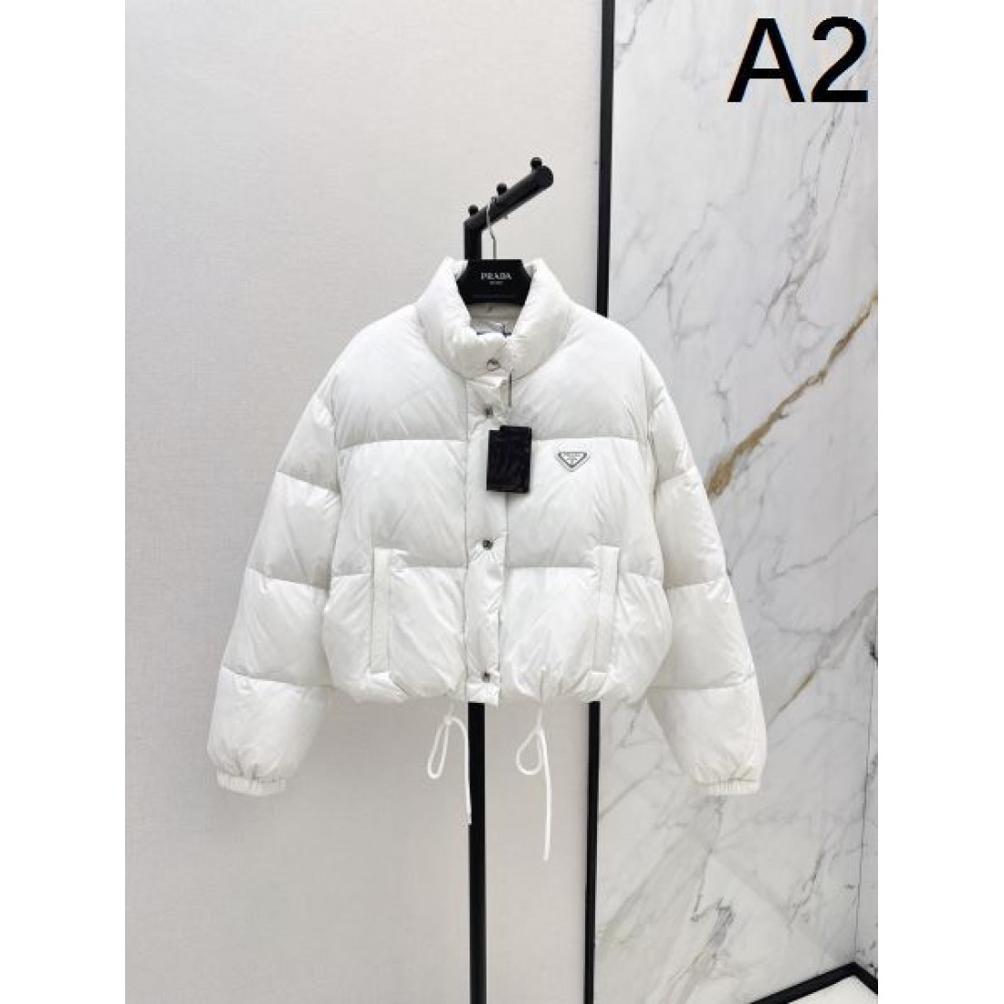 PRADA プラダ レディース 用ダウンジャケット 2024FW 最新人気話題沸騰中 - 画像 (3)