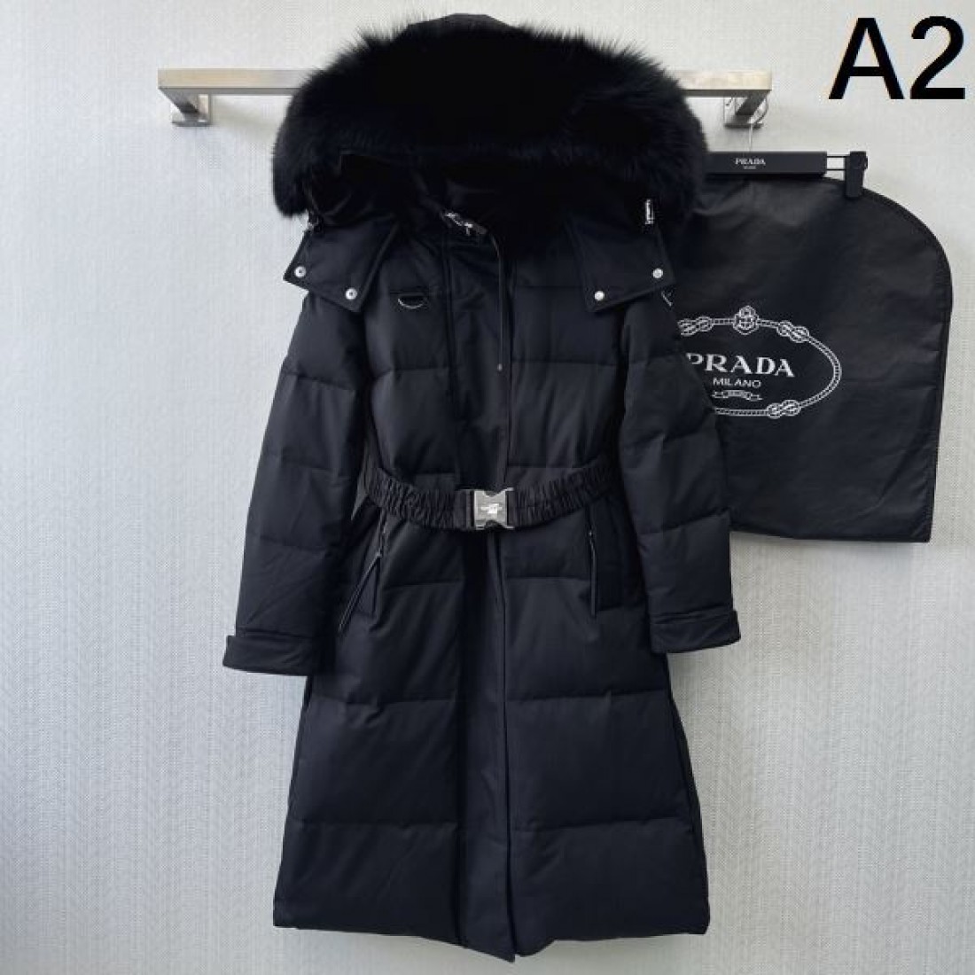 PRADA プラダ レディース 用ダウンジャケット 2024FW ロングシーズン活躍 - 画像 (3)