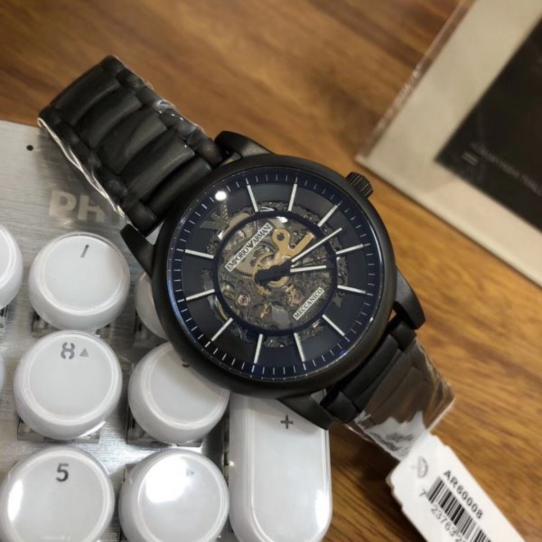 2024SS 存在感ばっちりなアイテム ARMANI アルマーニ 時計 ウォッチ - 画像 (4)