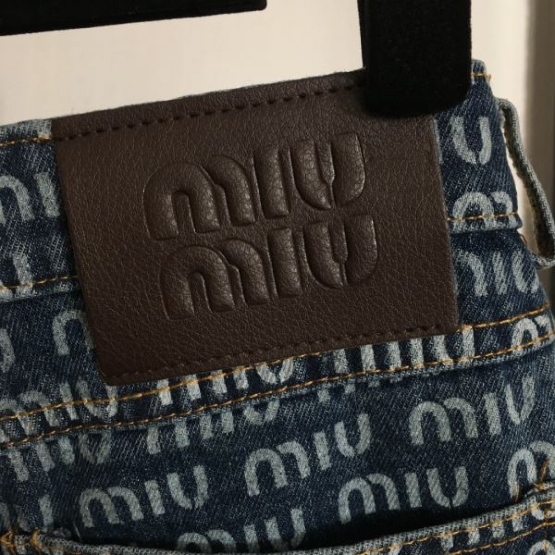 2024SS ジーパン MIU MIU ミュウミュウ 非常に人気が高い - 画像 (8)