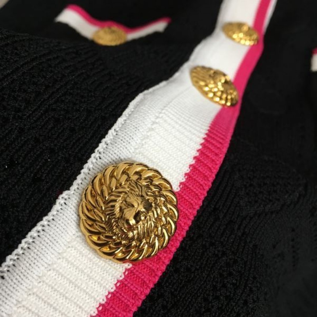 BALMAIN バルマン ワンピース 2024FW いつも年末には完売しちゃう - 画像 (8)