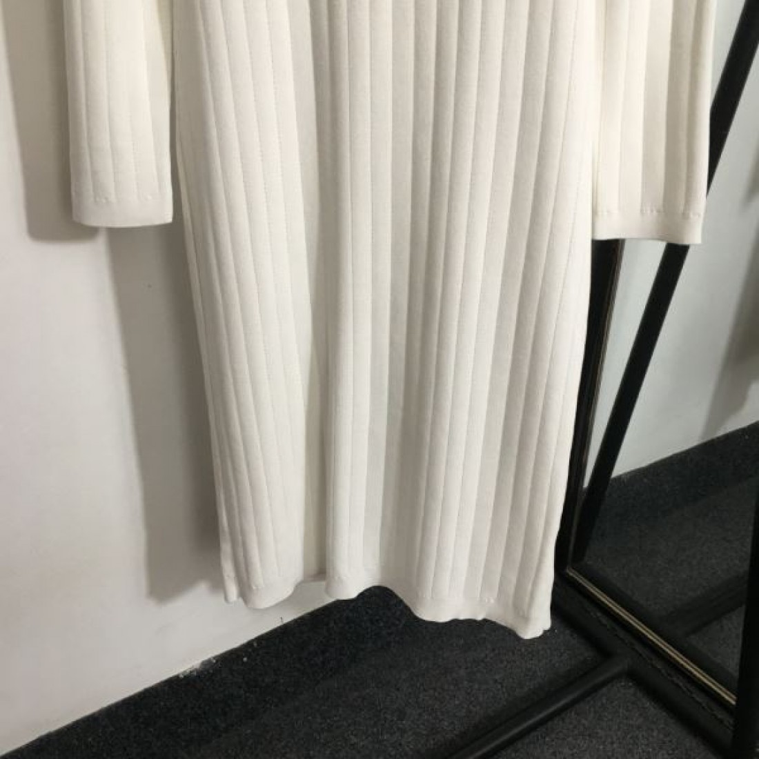 BALMAIN バルマン ワンピース 2024FW 今シーズン新作！大人もOK！ - 画像 (7)