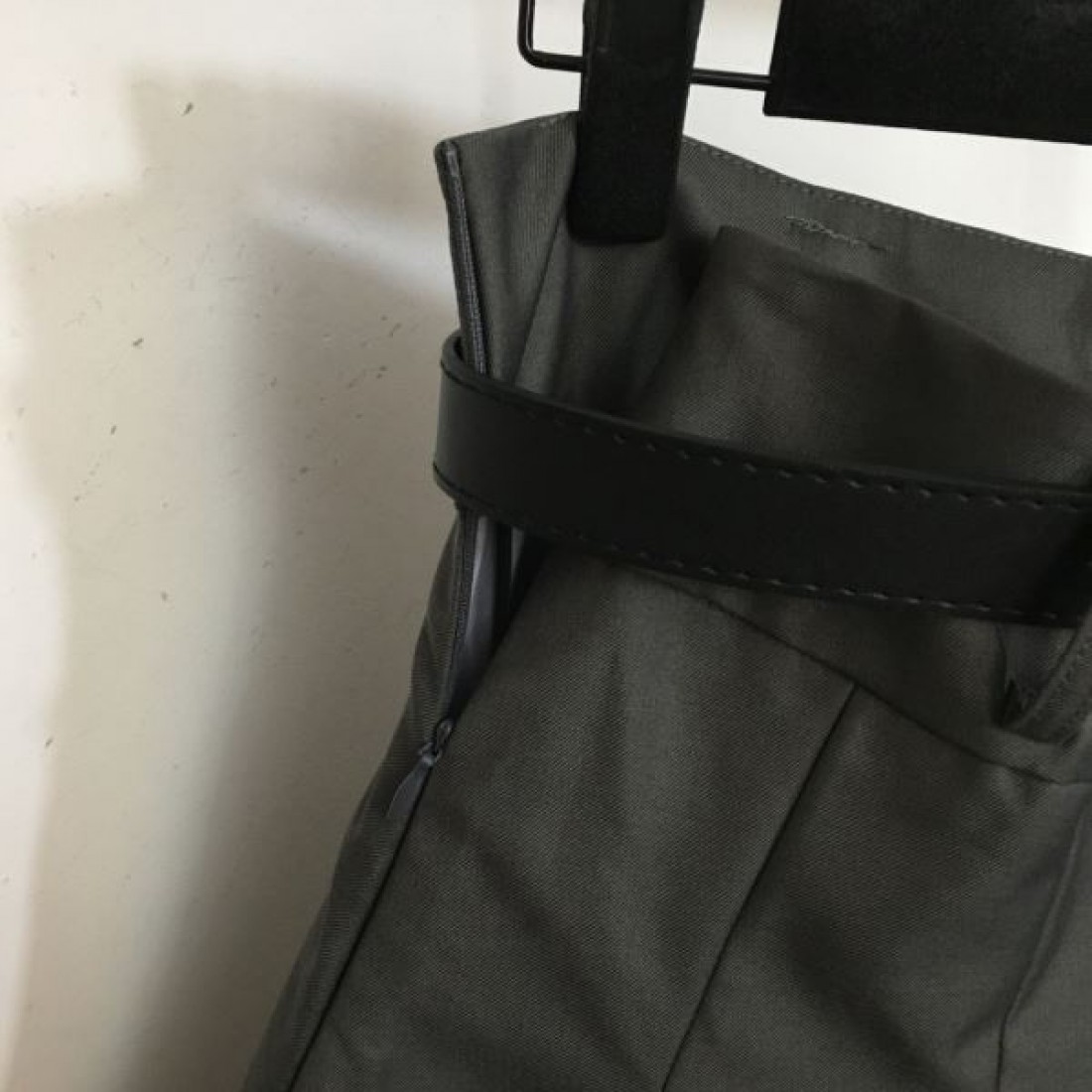 2024SS プリーツスカート CELINE セリーヌ 大人っぽいスタイルが完成 - 画像 (8)