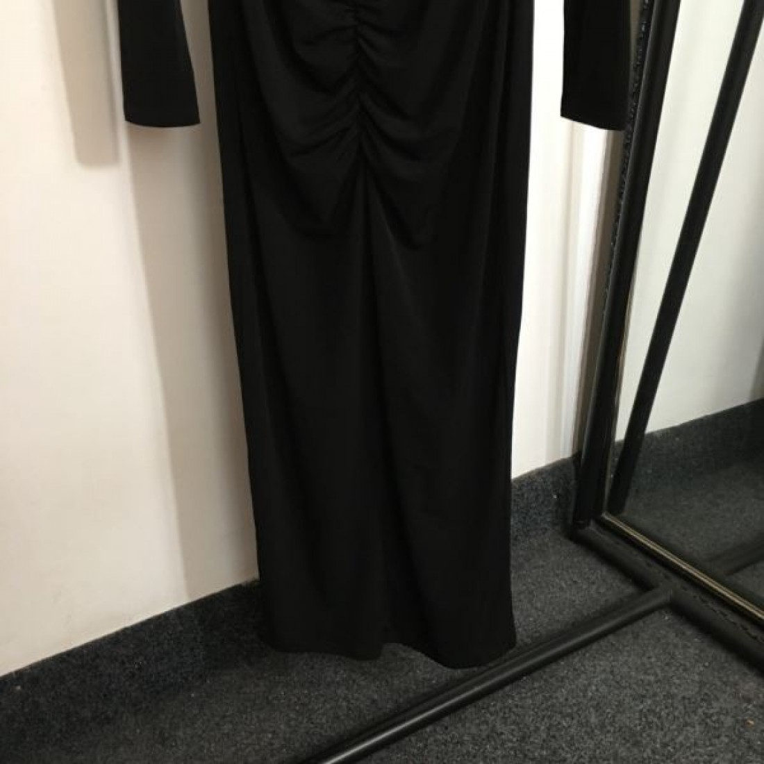 VERSACE ヴェルサーチェ ワンピース 2024FW 数量限定奇跡の入荷 - 画像 (7)