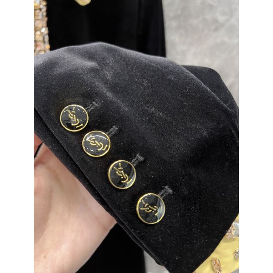 YSL イヴ サンローラン ワンピース 2024FW 数量限定 VIP価格 - 画像 (7)