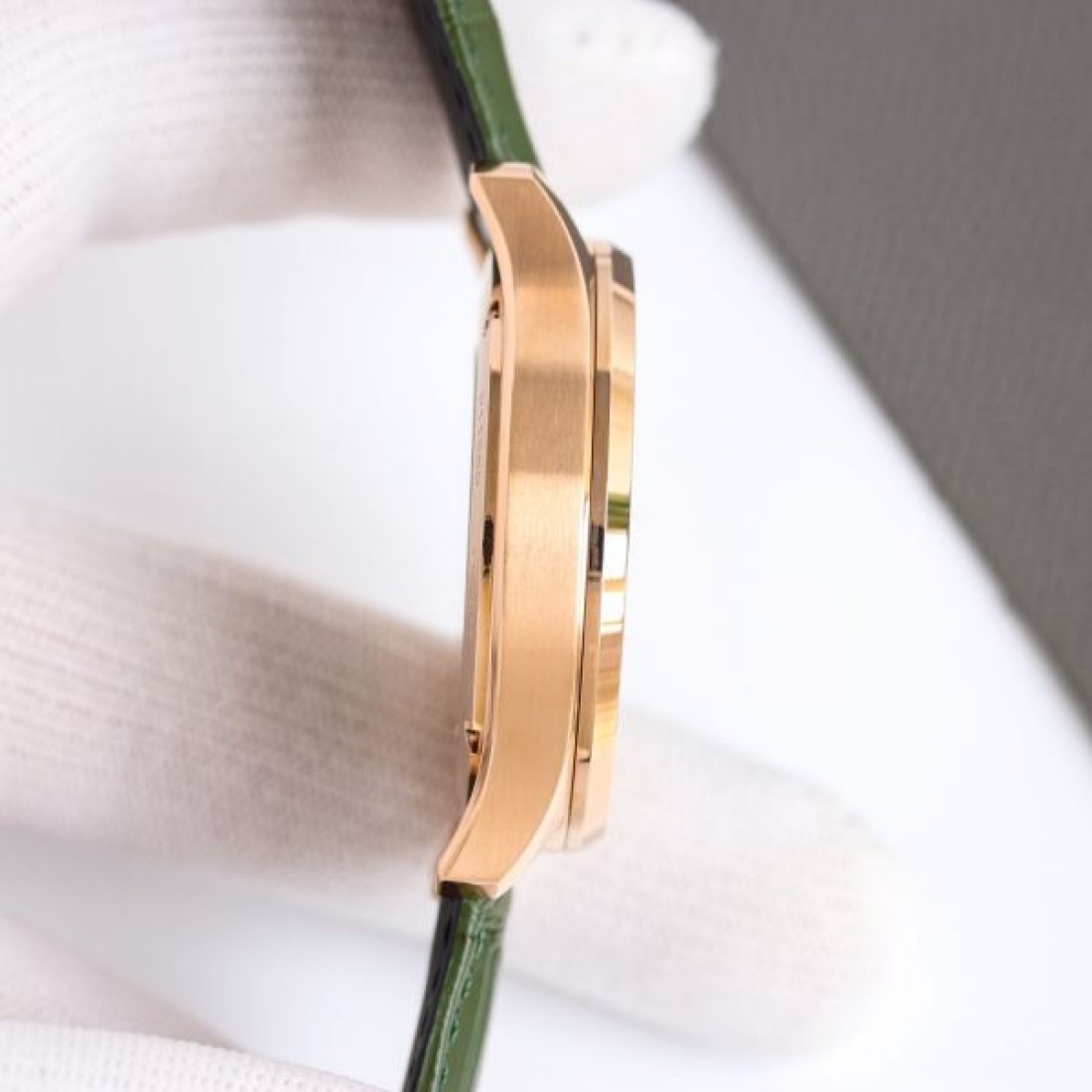 2024SS 季節の変わり目に活躍する PIAGET ピアジェ 時計 ウォッチ - 画像 (8)