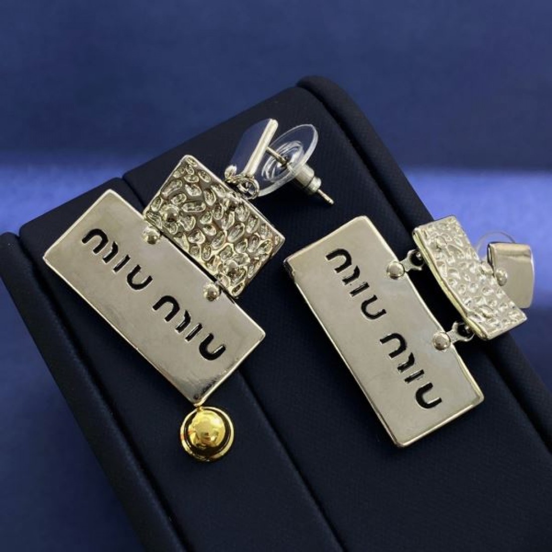 セールお早めに 2024SS イヤリング MIU MIU ミュウミュウ - 画像 (7)