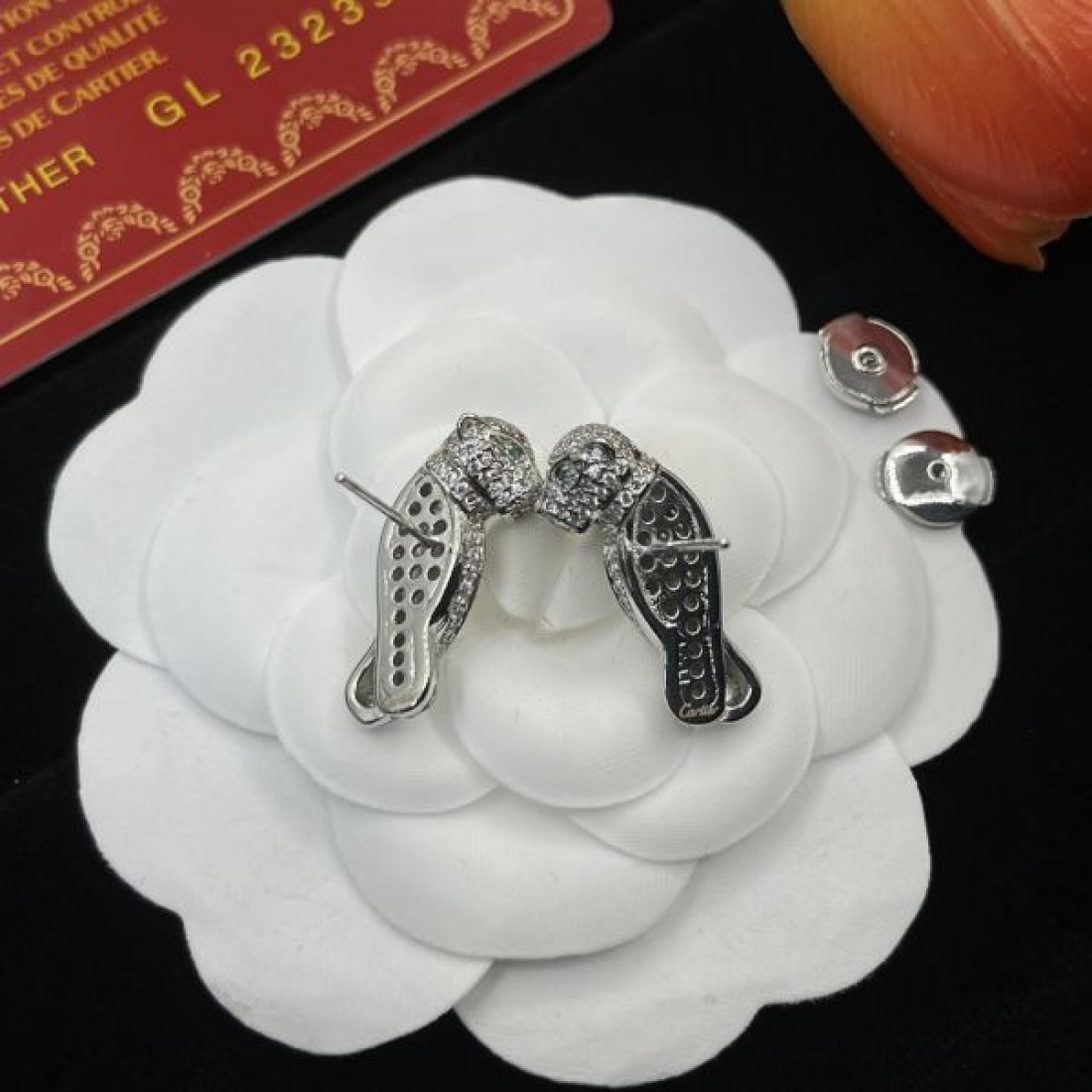 2025SS CARTIER カルティエ 芸能人愛用ブランド イヤリング - 画像 (9)