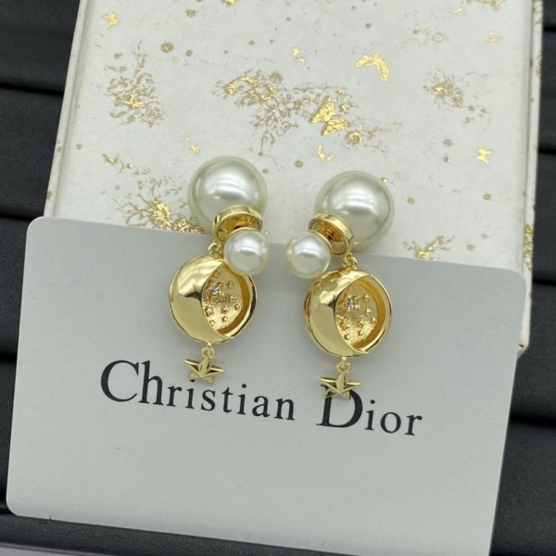 2025SS DIOR ディオール トレンドを追求した新作 イヤリング - 画像 (7)