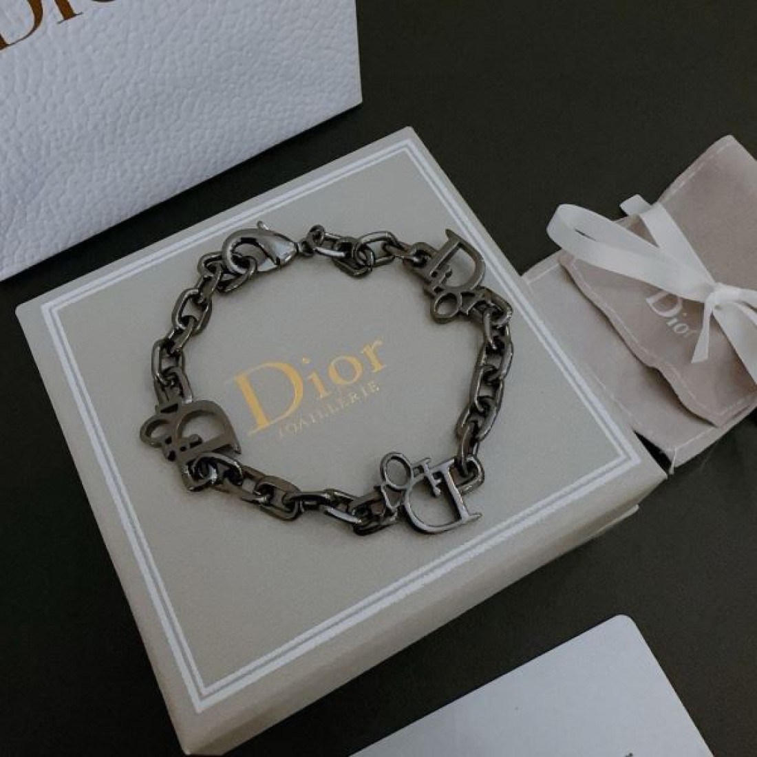 DIOR ディオール 夏季日本未入荷カラー 2024SS ブレスレット - 画像 (8)