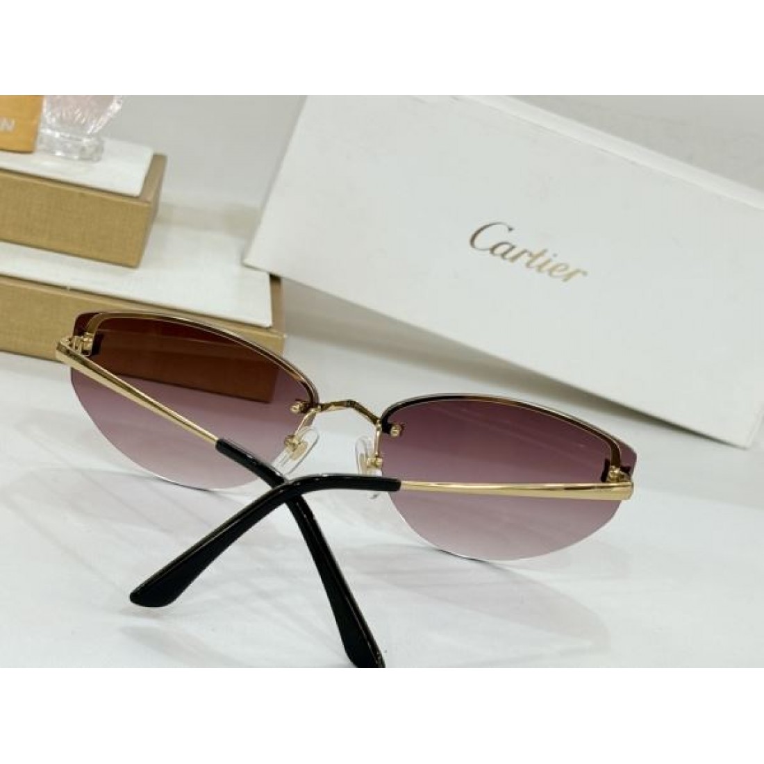 2024FW サングラス CARTIER カルティエ 定番のストリートスタイル - 画像 (7)