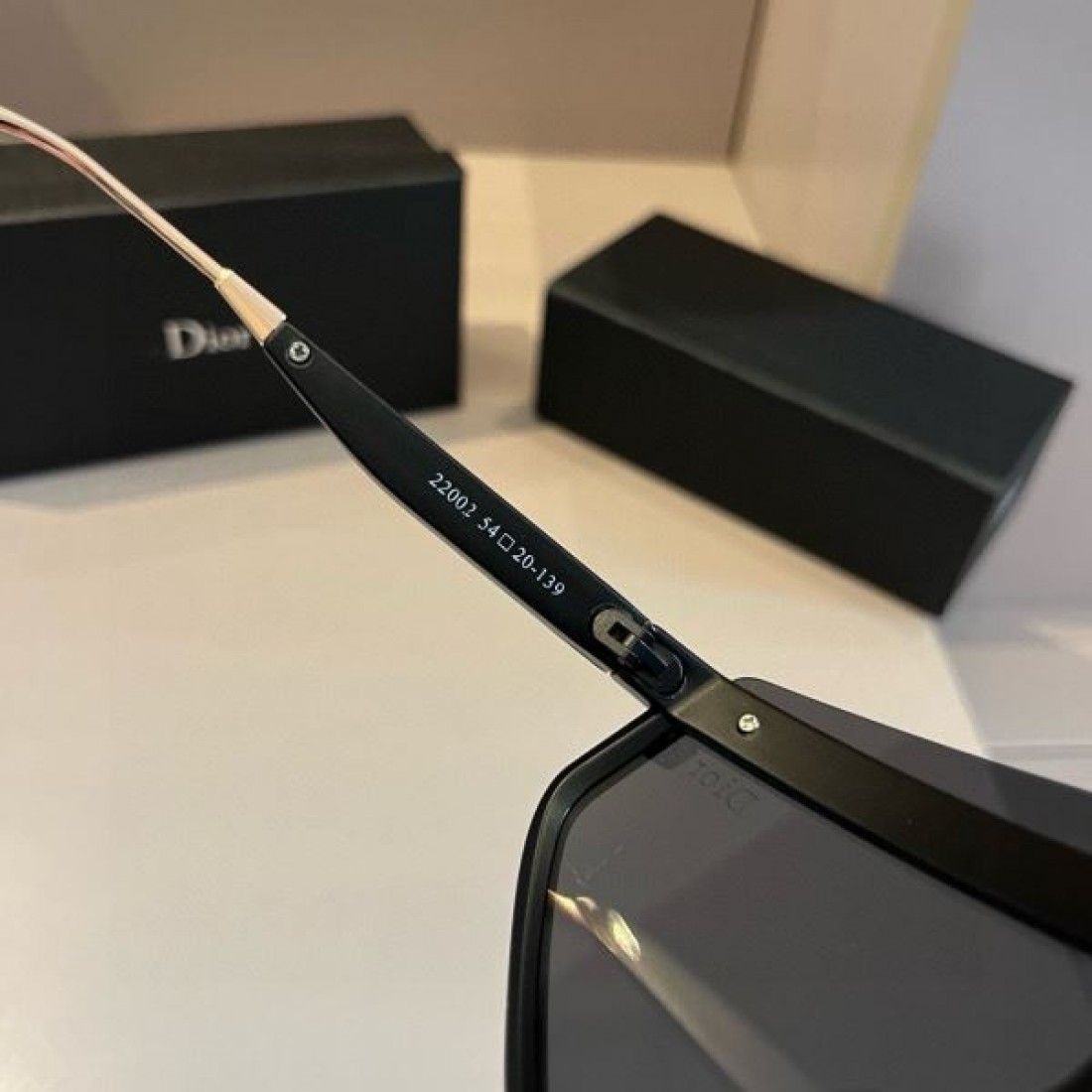 DIOR ディオール 2024SS サングラス 雑誌にも人気掲載アイテム - 画像 (10)