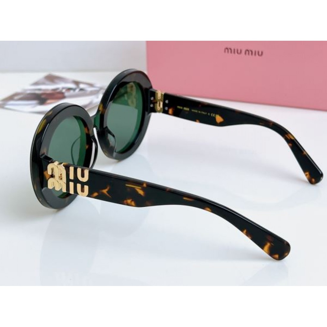 MIU MIU ミュウミュウ 2024SS サングラス 定番が欲しい方 - 画像 (8)